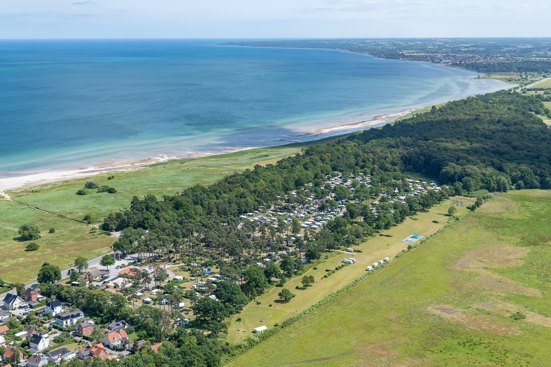 Køge & Vallø Camping set fra luften